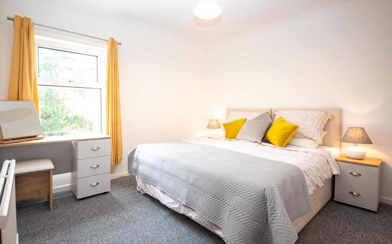 Bright 3 Bedroom Townhouse Near City Centre NWI Eksteriør bilde