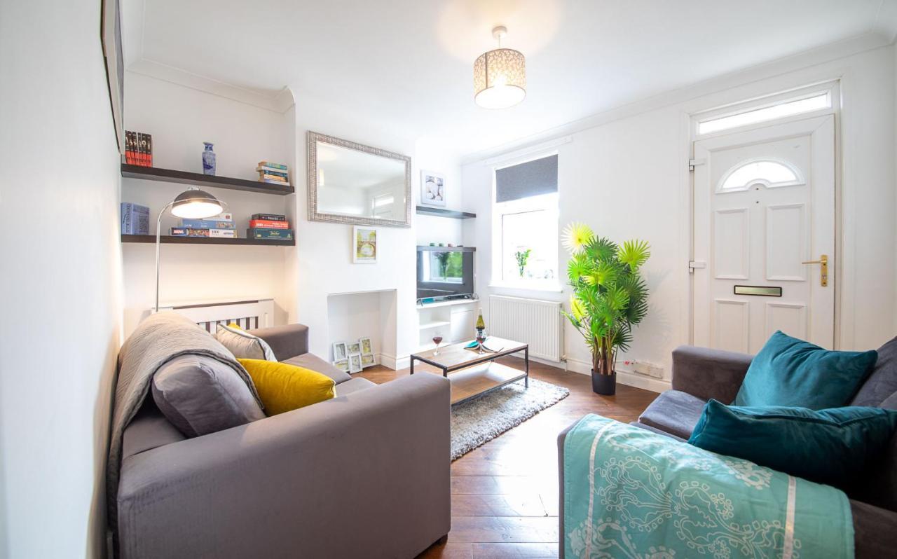 Bright 3 Bedroom Townhouse Near City Centre NWI Eksteriør bilde